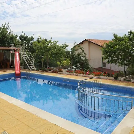 Guest house Къща За Гости Орозови Sveti Vlas